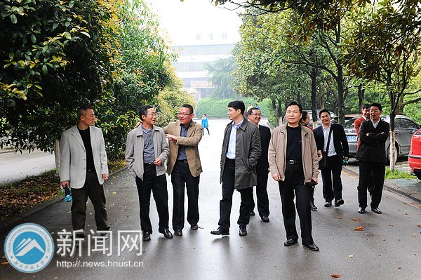 长沙GDP湖南卫视_湖南长沙(2)